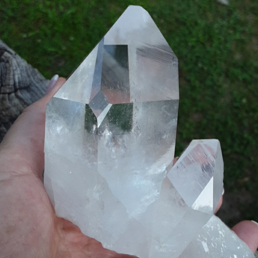 💎Quartz Crystal Cluster 💎 - Picture 2 of 8